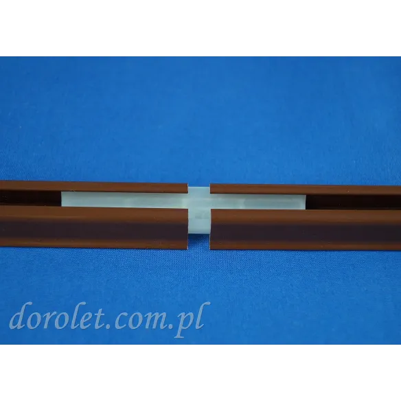 Internal connector for TS rail